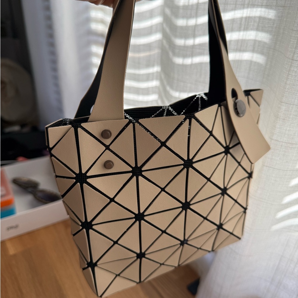 Mini Geometric Beige Tote Bag